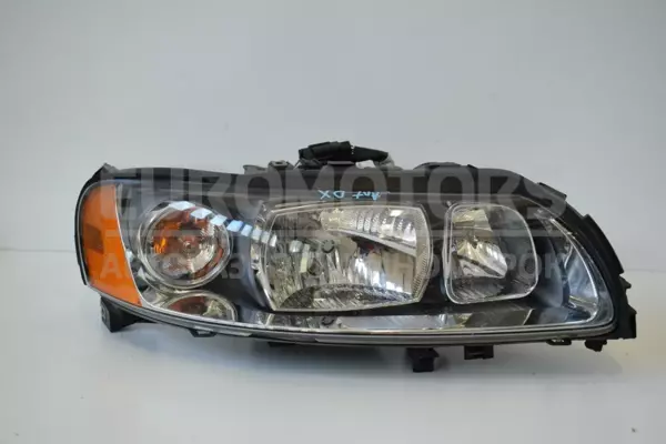Правая фара Volvo V70 2.4 2001-2006 30698836 it-13730 Бензин euromotors.com.ua