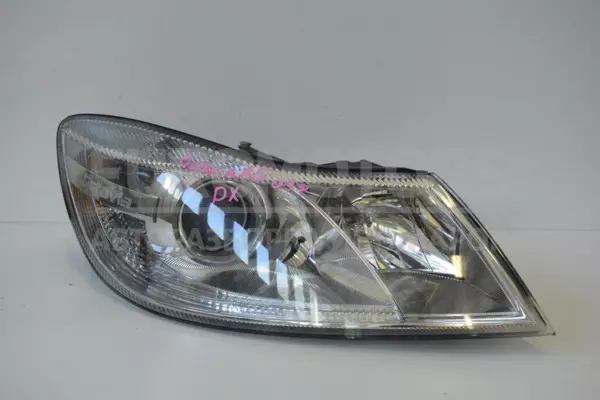 Права фара Skoda Octavia 2.0tdi (A5) 2004-2013 1Z1941016F it-13739 Дизель euromotors.com.ua