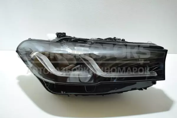 Права світлодіодна фара BMW 5 3.0 D (G30/G31) 2017 9479274 it-13771 Дизель euromotors.com.ua