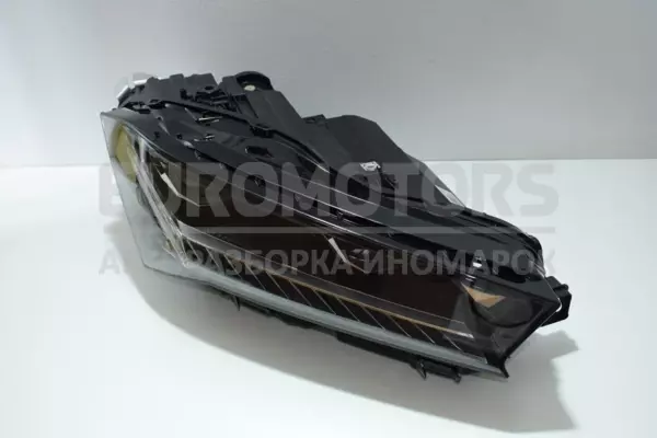 Правая фара Crystal Lighting Skoda Superb 1.6 TDI 2024 3P1941016A it-13757 Дизель - 2