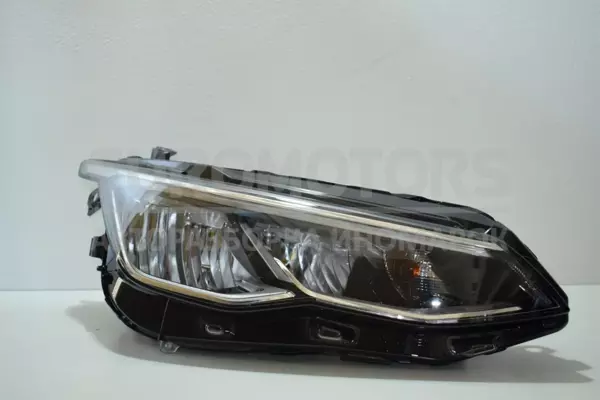 Правая фара VW Golf (VIII) 2019 5H1941030C it-13776 euromotors.com.ua