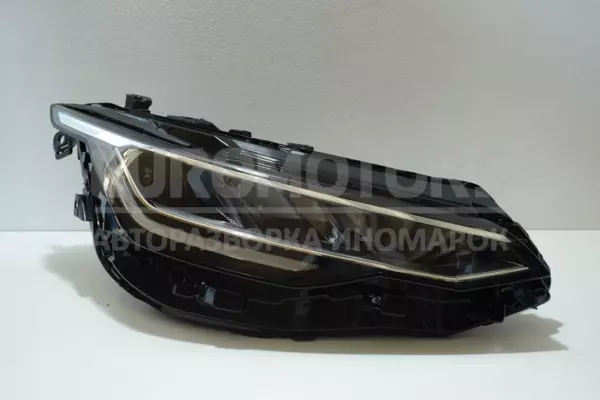 Правая фара VW Golf (VIII) 2019 5H1941005A it-13778 Бензин euromotors.com.ua