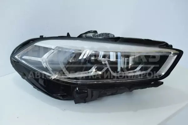 Правая фара LED BMW 1 2.0tdi (F40) 2019-2024 9482808 it-13791 Дизель euromotors.com.ua