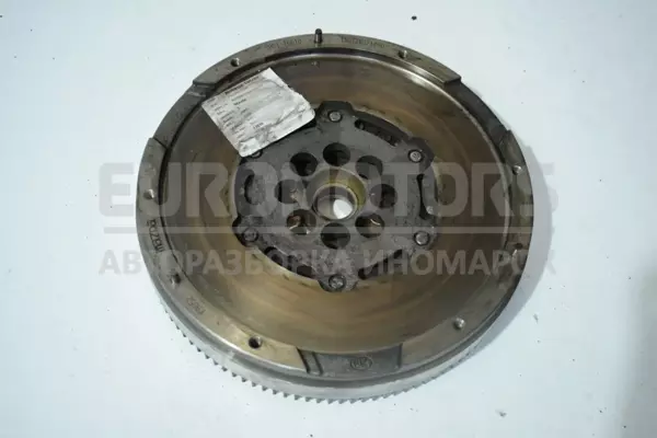 Двомасовий маховик Mazda 3 2.2tdi 2013-2019 SH01-16610 it-13838 Дизель euromotors.com.ua