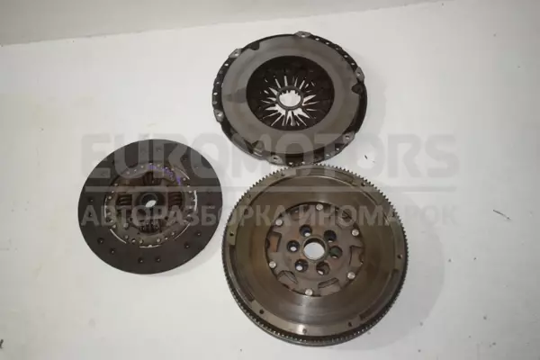 Двухмассовый маховик (комплект сцепления) Mitsubishi Outlander XL BSY 2006-2012 1120A063 it-13868 Дизель euromotors.com.ua
