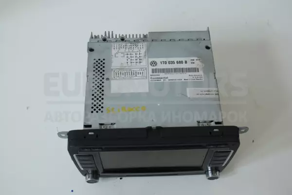 Автомобільне радіо з CD+MP3 VW Scirocco 1.4 TSI 2008-2017 1T0035680B it-13546 Бензин - 2