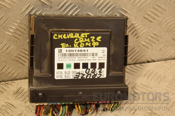 Блок комфорту Chevrolet Cruze 2009-2016 13574841 404680 euromotors.com.ua
