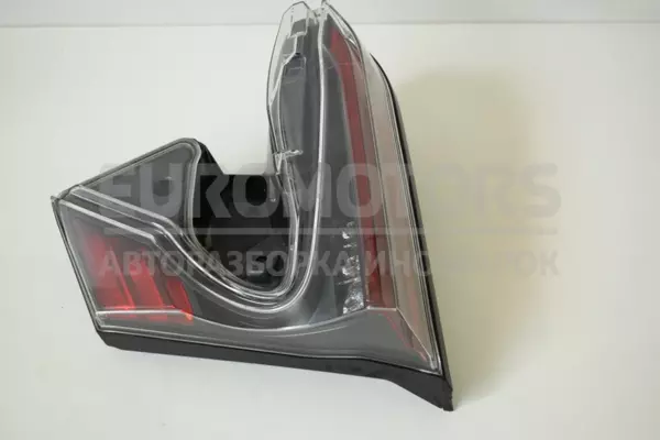 Правая внутренняя фара Toyota C-HR 1.8 2016-2019 81580-F4020 it-13898 - 2