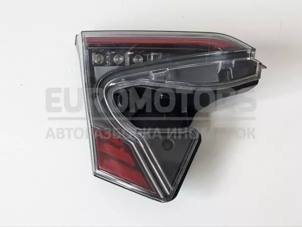 Левая внутренняя фара Toyota C-HR 1.8 2016-2019 it-13902 euromotors.com.ua