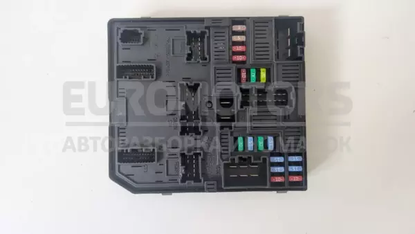Блок запобіжників Renault Espace 1.6 DCI (V) 2015-2019 284B64601R it-13056 Дизель euromotors.com.ua