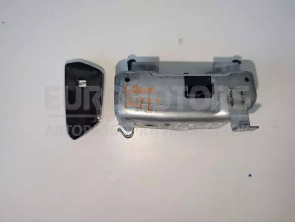 Блокировка рулевого управления Seat Leon 2.0 TDI 2020 2Q0905861B it-13237 Дизель euromotors.com.ua