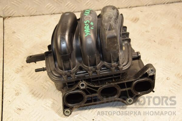 Колектор впускний пластик Toyota Yaris 1.0 12V 2006-2011 405747 euromotors.com.ua