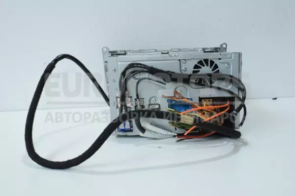 Блок керування автомобільним радіоприймачем CD/DVD/GPS/навігатором Mercedes C-class 2.2 CDI (W204) 2007-2015 A2049005903 it-13951 Дизель - 2