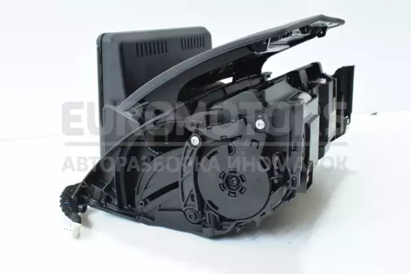 Монитор Дисплей Mercedes C-class 2.2 CDI (W204) 2007-2015 A2048204697 it-13956 Дизель - 4