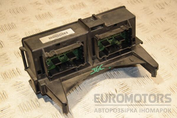 Блок предохранителей Jeep Grand Cherokee 2005-2010 04692114AC 406307 - 2