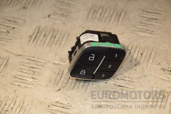 Кнопка центрального замка левая Ford Kuga 2012-2019 GJ5T14776 406940 euromotors.com.ua