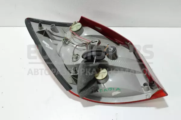 Правий задній ліхтар Skoda Fabia 1.2tfsi 2007-2014 5J6945096 it-14025 Бензин - 2