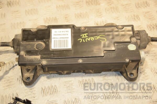Ручник електронний стоянкового гальма Renault Scenic (II) 2003-2009 8200396850 407645 euromotors.com.ua