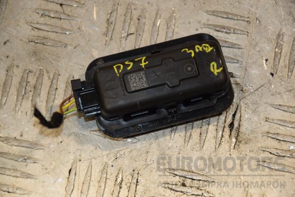 Плафон салону задній правий Citroen DS 7 2017-2022 9838306380 408489 - 2