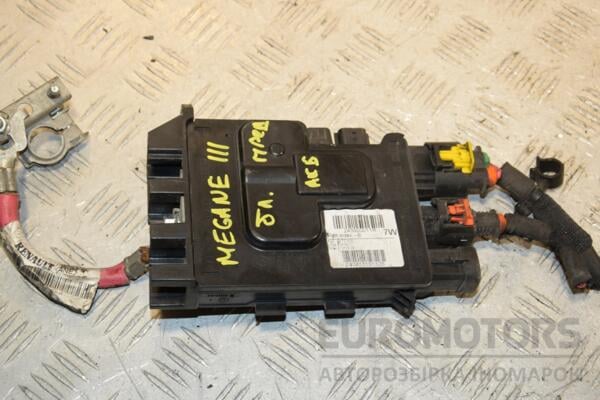 Блок предохранителей АКБ Renault Megane (III) 2009-2016 243800011R 408834 euromotors.com.ua