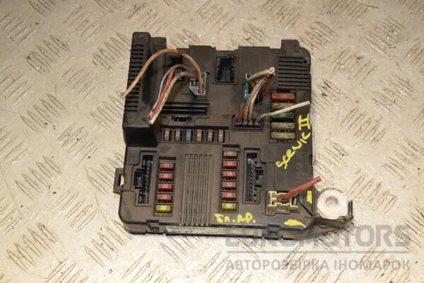 Блок предохранителей (дефект) Renault Scenic (II) 2003-2009 8200306033 408838 euromotors.com.ua