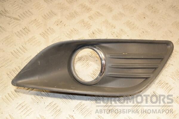 Накладка переднього бампера під птф права 08- Ford Focus (II) 2004-2011 8M51R19952AEW 409692 euromotors.com.ua
