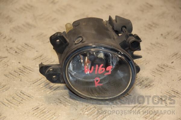 Фара протитуманна правая Mercedes A-class (W169) 2004-2012 A2518200856 409696 euromotors.com.ua
