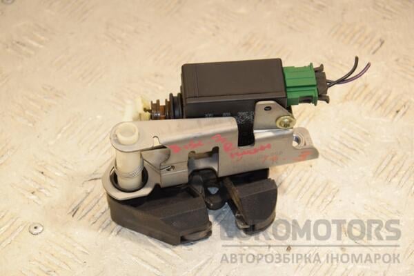 Замок крышки багажника нижний правый Land Rover Discovery (III) 2004-2009 51247016050 410368 euromotors.com.ua