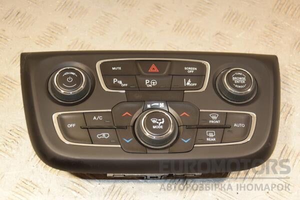 Блок управления печкой климат Jeep Compass 2017 P6TM21DX9AB 410454 euromotors.com.ua