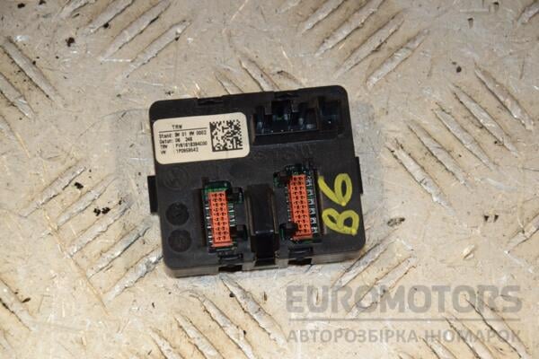 Блок управления кнопками руля VW Passat (B6) 2005-2010 1P0959542 411402 euromotors.com.ua