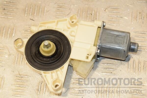 Моторчик склопідіймача передній лівий Mercedes C-class (W204) 2007-2015 A2048200142 411800 - 2