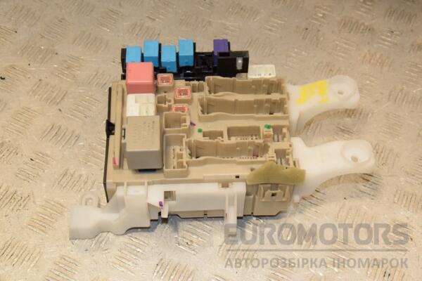 Блок запобіжників Toyota Rav 4 2006-2013 8273042360 411859 euromotors.com.ua