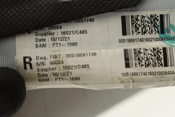 Подушка безпеки переднього правого сидіння Fiat 500L 1.3 Mjet 2012 00518891740 it-14278 Бензин - 2