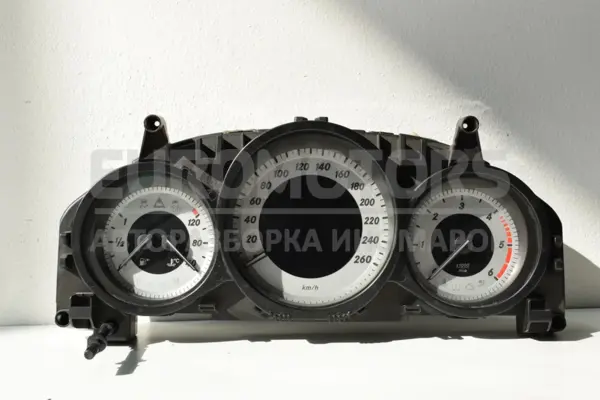 Панель приладів Mercedes C-class 2.2 CDI (W204) 2007-2015 A2049004108 it-14288 Дизель euromotors.com.ua