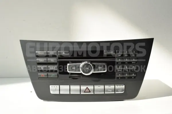 Блок керування автомобільним радіоприймачем CD/DVD/GPS/навігатором Mercedes C-class 2.2 CDI (W204) 2007-2015 A2049001108 it-14296 Дизель euromotors.com.ua