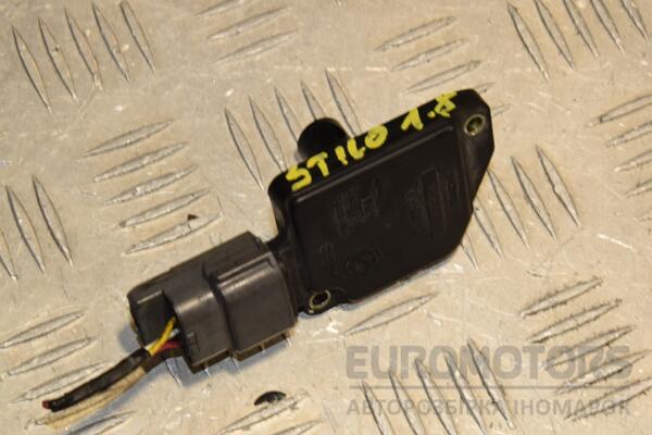 Расходомер воздуха Fiat Stilo 1.8 16V 2001-2007 AFH60M-15 413447 euromotors.com.ua