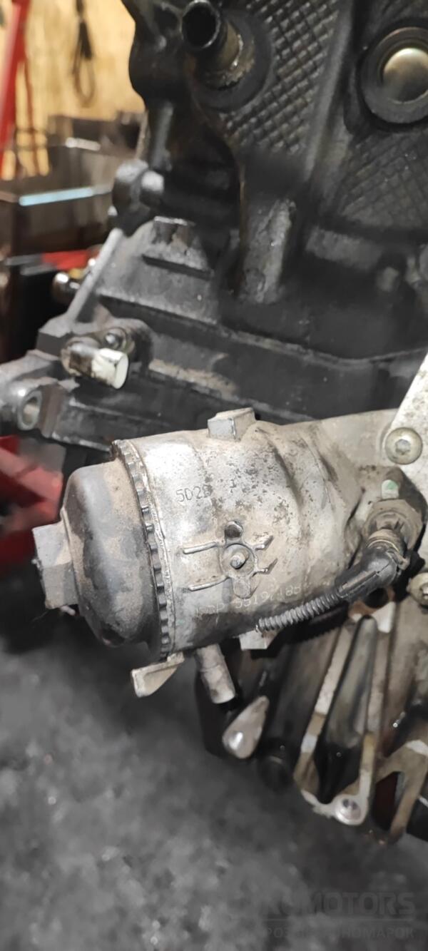 Корпус масляного фільтра Opel Astra (H) 2004-2010 55197185 BF-701 euromotors.com.ua