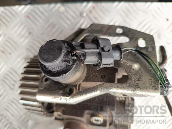 Паливний насос високого тиску (ТНВД) (дефект) Ford Focus 1.6tdci (II) 2004-2011 0445010102 90695 - 2