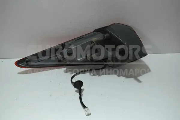 Правий задній ліхтар Hyundai i40 1.7 Cdti 2011 92402-3Z0 it-14704 Дизель - 2