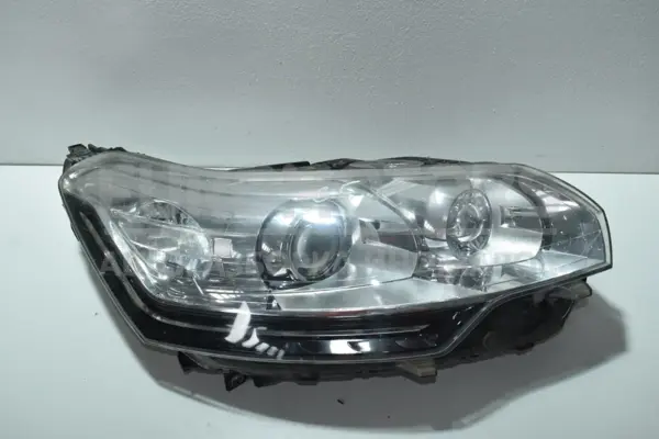 Права ксенонова фара Citroen C5 1.8 2008-2017 9674869880 it-14714 Дизель euromotors.com.ua