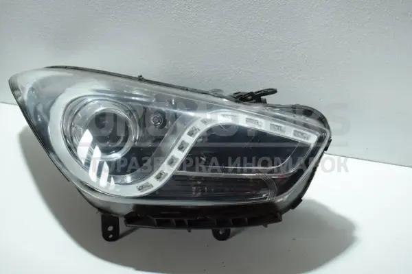 Права фара 11- Hyundai i40 1.7 Cdti 2011 921102-3Z090 it-14719 Дизель - 2