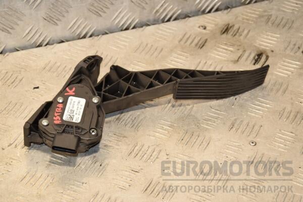 Педаль газу електр пластик Opel Astra 1.6cdti (K) 2015 13373776 415953 euromotors.com.ua