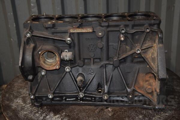 Блок двигателя (дефект) VW Crafter 2.5tdi 2006-2016 076103021 416641 euromotors.com.ua
