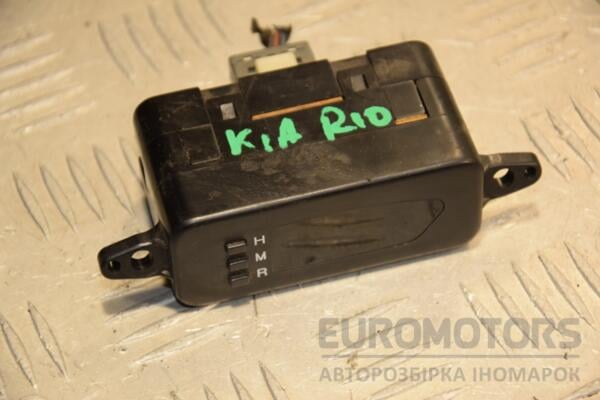 Часы Kia Rio 2000-2005 84775FD000 417126 euromotors.com.ua