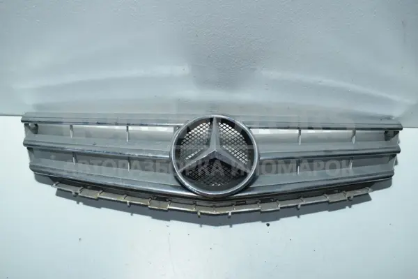 Решетка радиатора 08- Mercedes A-class 1.8 CDI (W169) 2004-2012 A1698881783 it-15031 Дизель euromotors.com.ua