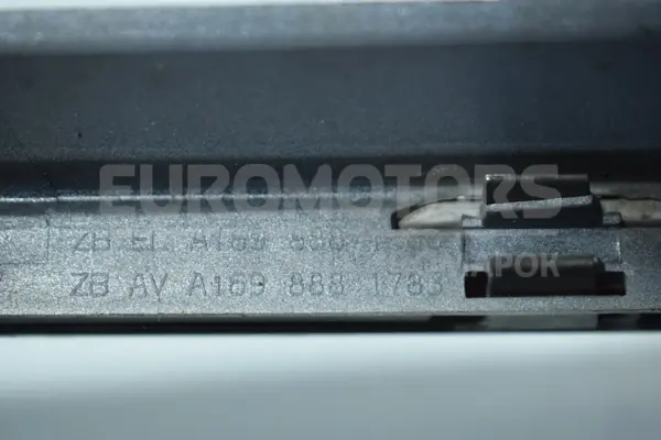 Решетка радиатора 08- Mercedes A-class 1.8 CDI (W169) 2004-2012 A1698881783 it-15031 Дизель - 4