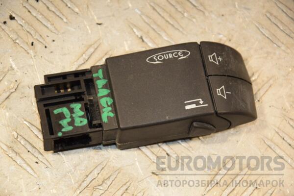 Підрульовий перемикач магнітоли Nissan Primastar 2001-2014 8200009040 418336 euromotors.com.ua