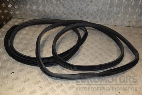 Ущільнювач дверей задній Land Rover Discovery Sport 2014-2019 FK72253A10A 418359 euromotors.com.ua