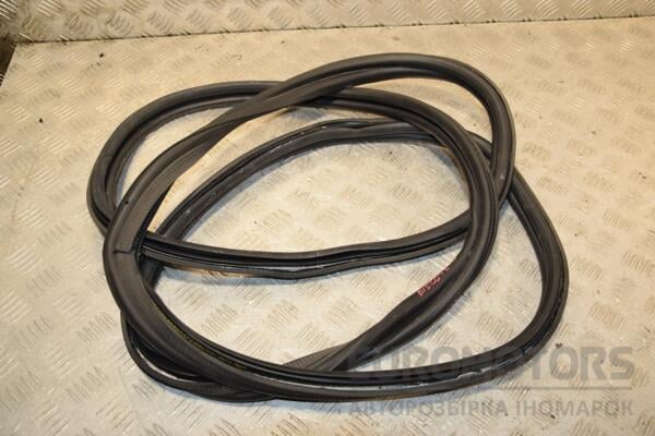 Уплотнитель крышки багажника Land Rover Discovery Sport 2014-2019 FK7241608A 418361 euromotors.com.ua