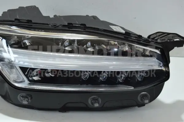 Полностью светодиодная правая фара Volvo XC90 2.0 MildHybrid 2015 32342483 it-15089 Дизель - 4